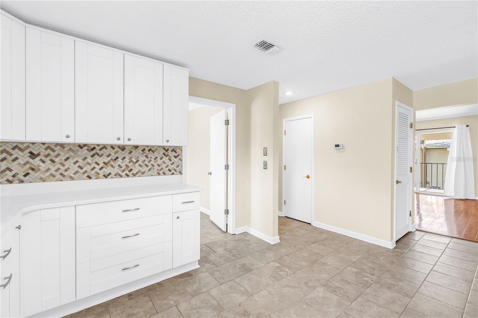 Condominium at 5403 SWEETWATER TERRACE CIR #5403, TAMPA, photo 12 of 38