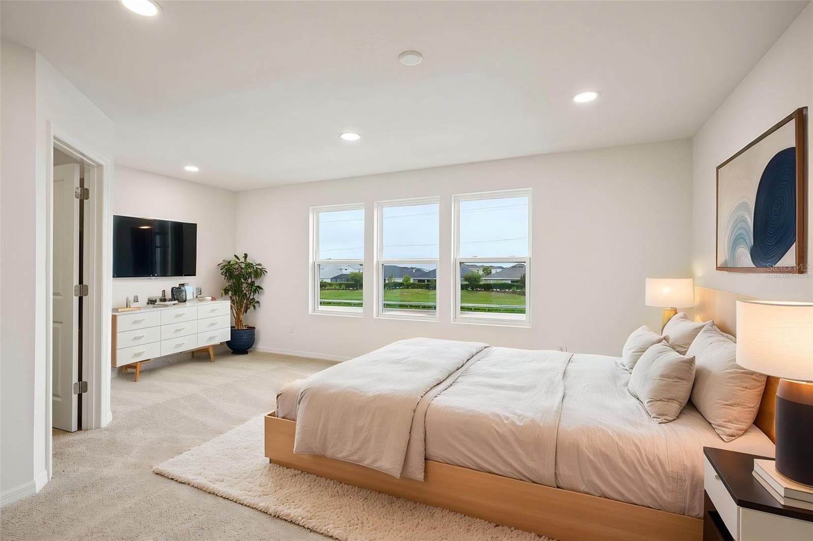 Virtually Staged - 6848 HOLCOMBE DOWN DR, ZEPHYRHILLS