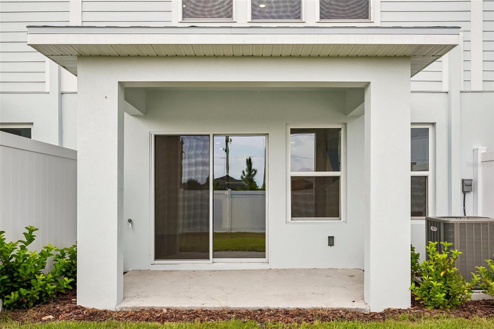 Townhouse at 6848 HOLCOMBE DOWN DR, ZEPHYRHILLS, photo 28 of 32