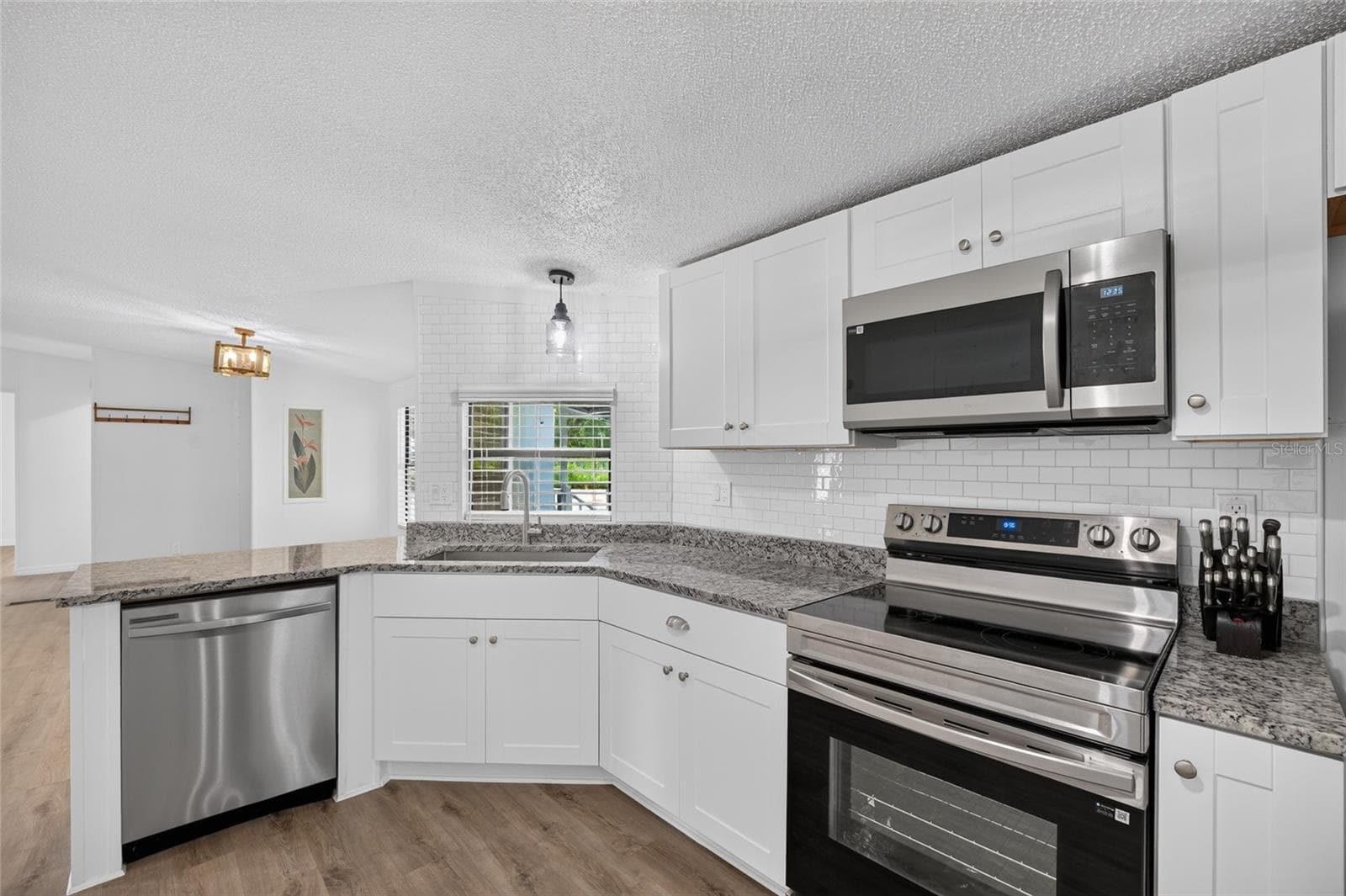 Manufactured Home at 3353 SW 181ST CT, DUNNELLON, photo 16 of 60