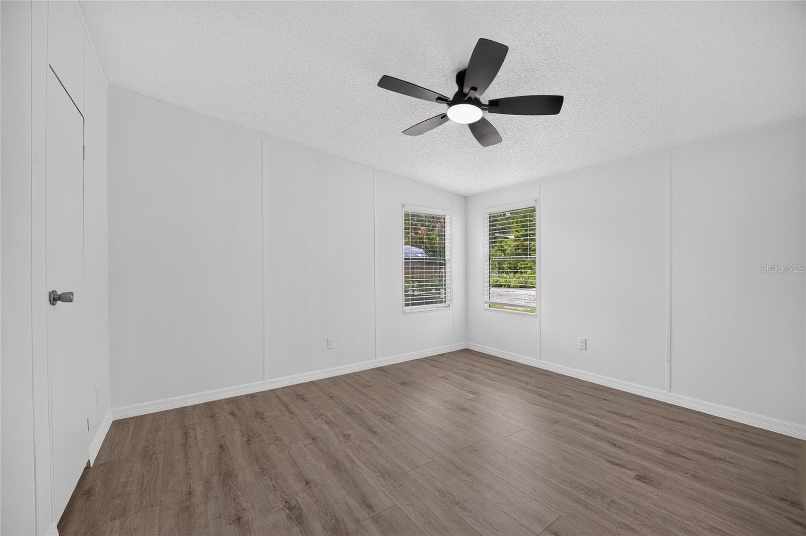 Manufactured Home at 3353 SW 181ST CT, DUNNELLON, photo 32 of 60