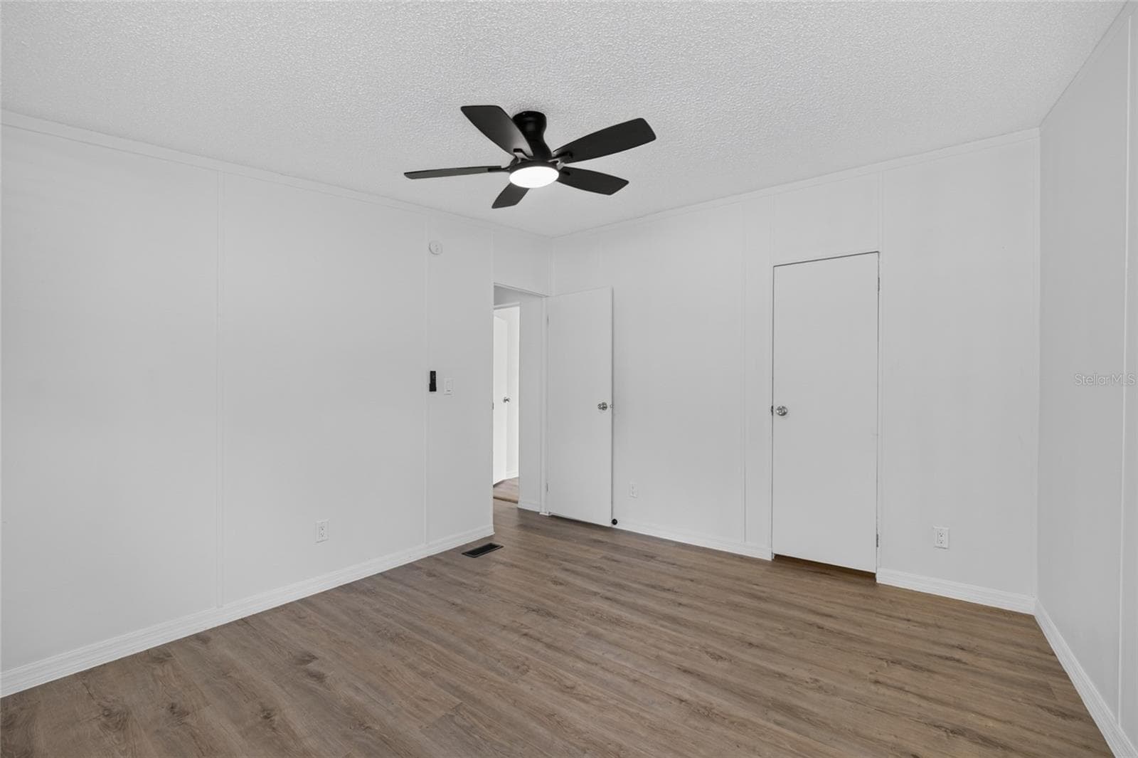 Manufactured Home at 3353 SW 181ST CT, DUNNELLON, photo 33 of 60