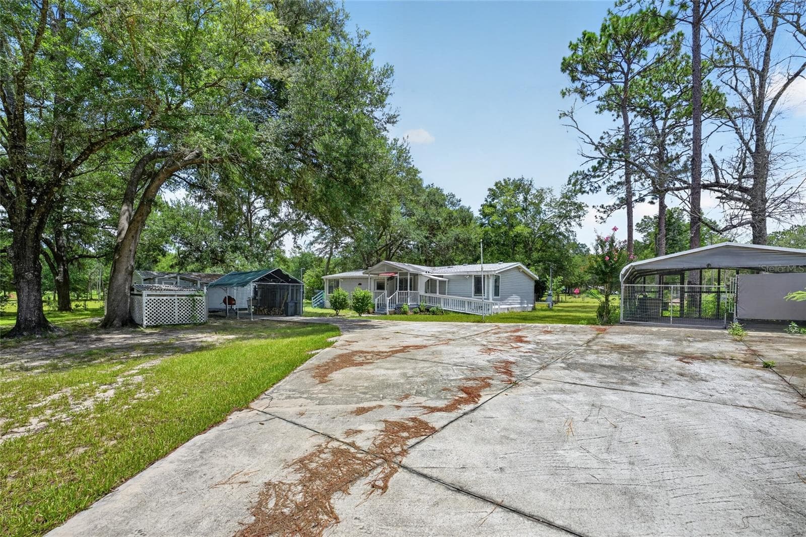 Manufactured Home at 3353 SW 181ST CT, DUNNELLON, photo 42 of 60