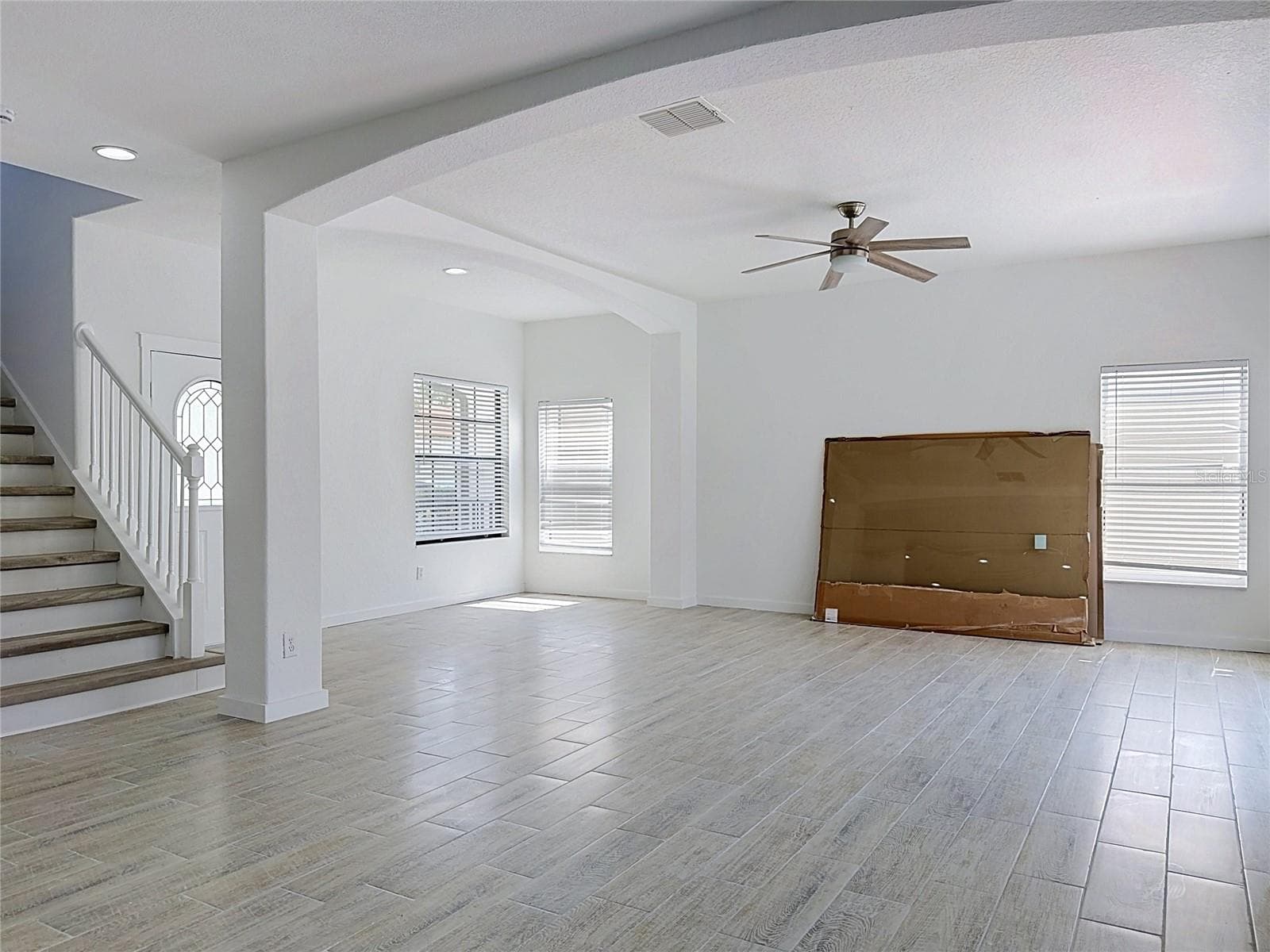 Single Family Residence at 16710 CARIBBEAN BREEZE WAY, CLERMONT, photo 11 of 44