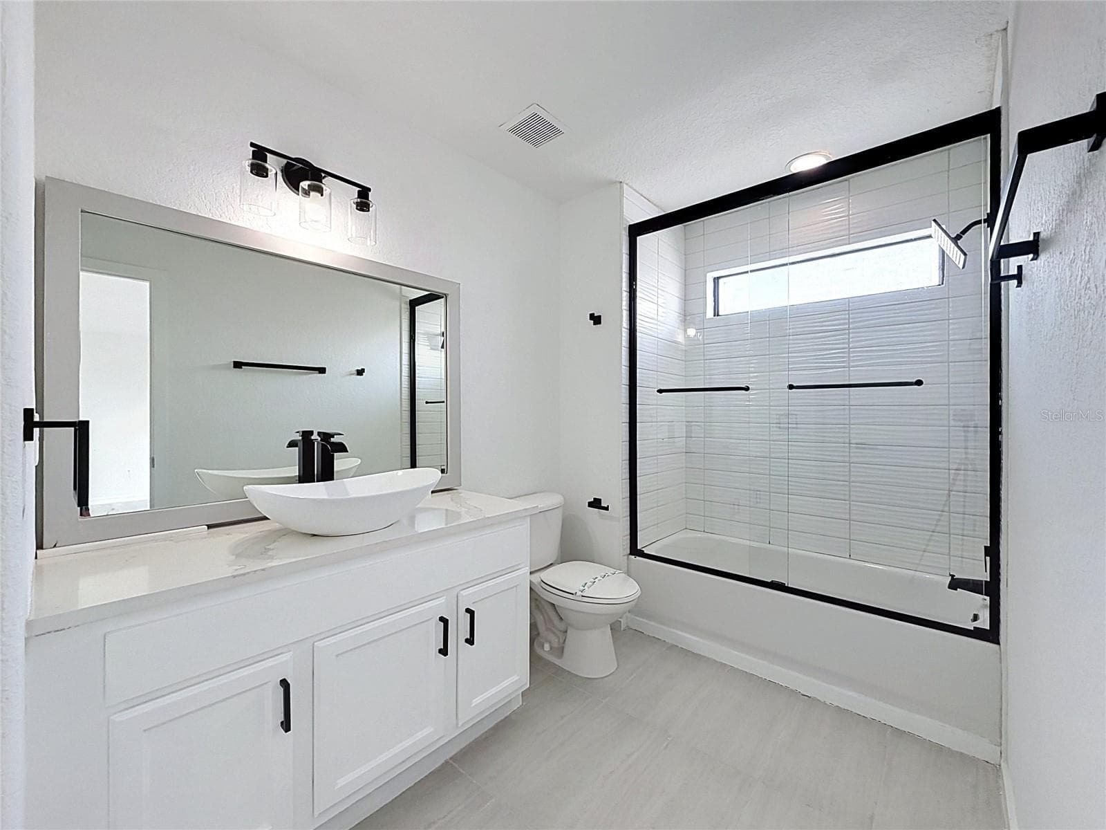 Single Family Residence at 16710 CARIBBEAN BREEZE WAY, CLERMONT, photo 32 of 44