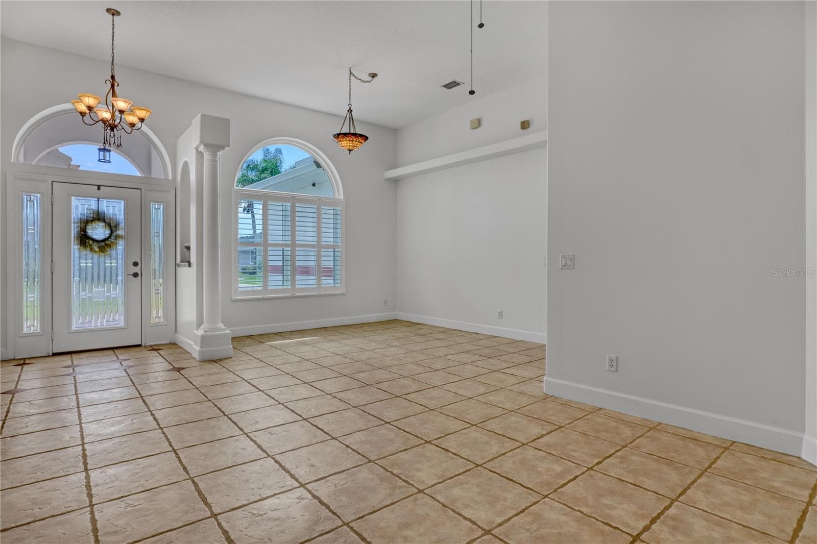 Great room view to dining room - 4373 FLETCHER LN, TITUSVILLE