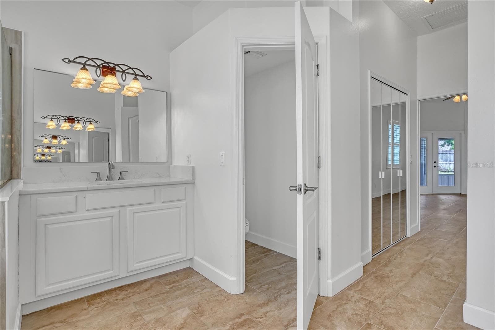 Owner suite - 4373 FLETCHER LN, TITUSVILLE