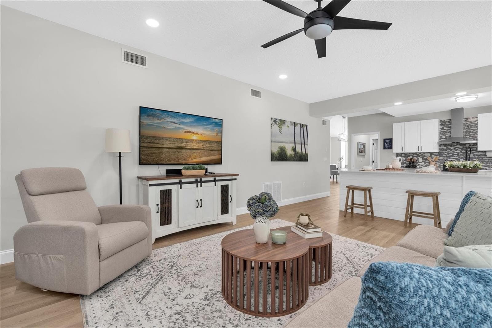 Single Family Residence at 1625 PERCHERON DR, TRINITY, photo 6 of 60