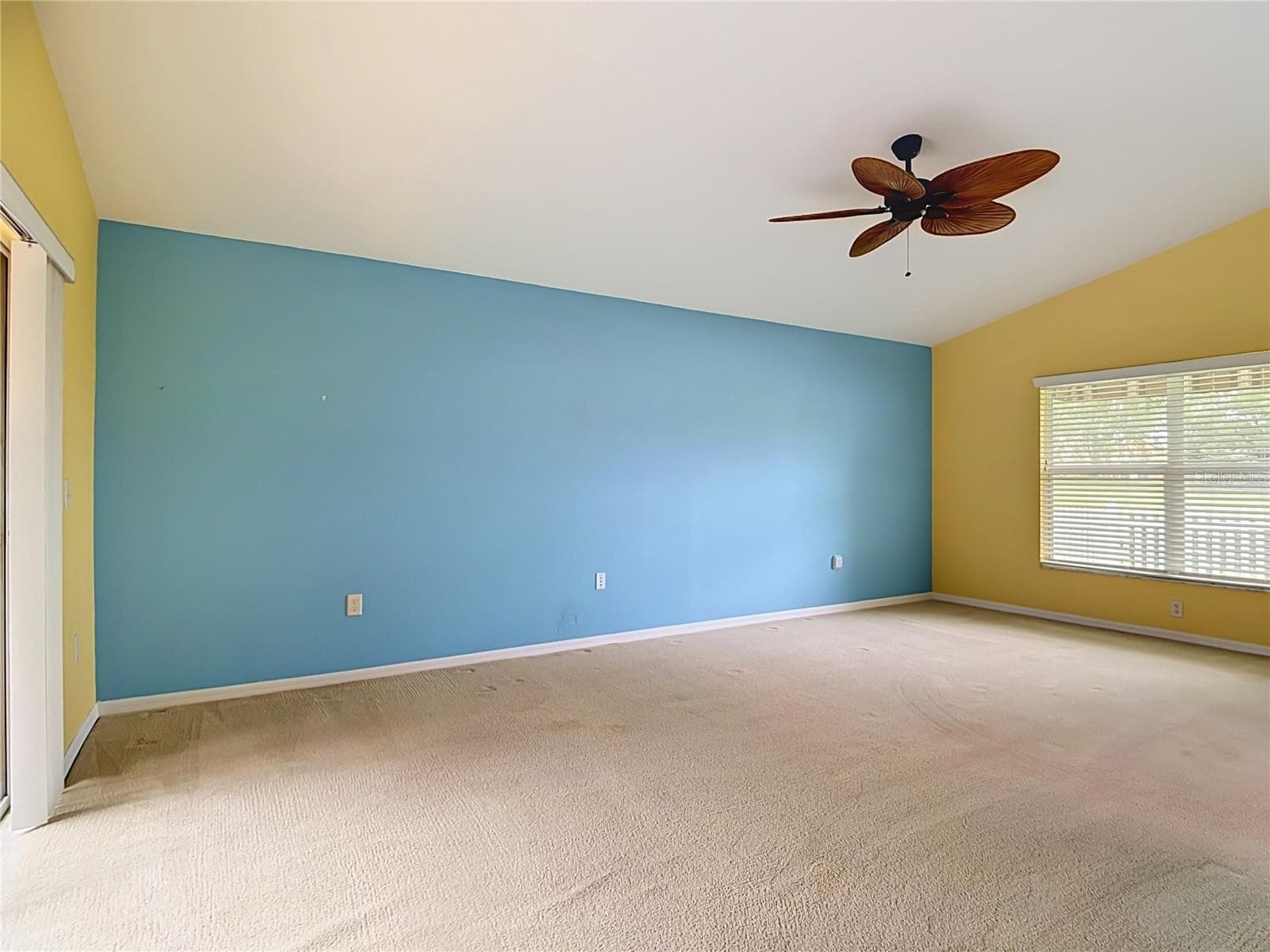 Primary bedroom - 4178 CANNES AVE, LAKE WALES