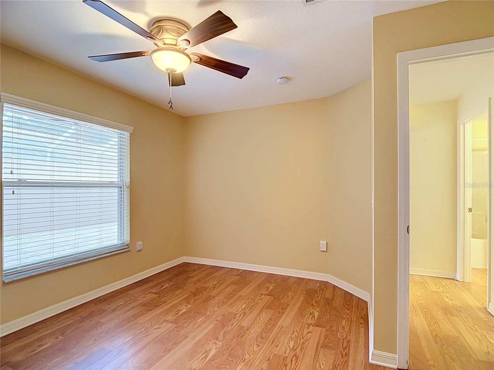 Split plan second bedroom - 4178 CANNES AVE, LAKE WALES