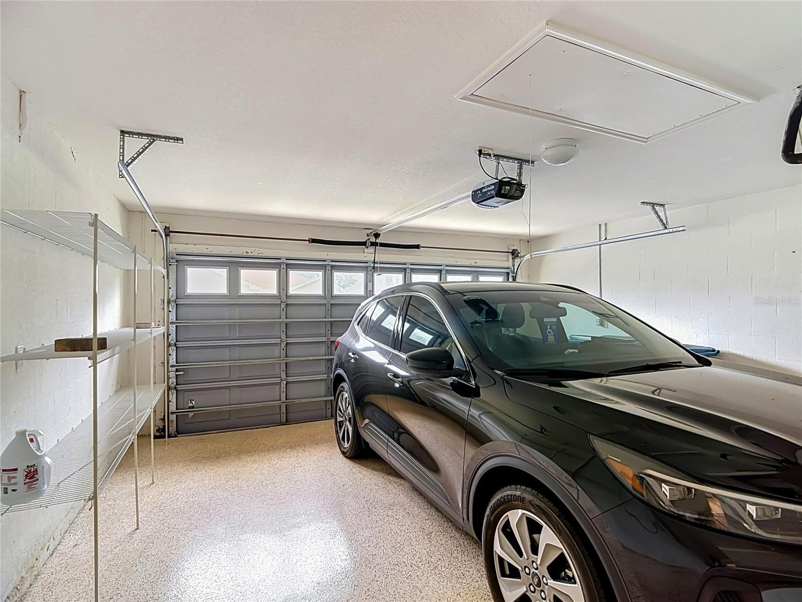 Two car garage - 4178 CANNES AVE, LAKE WALES