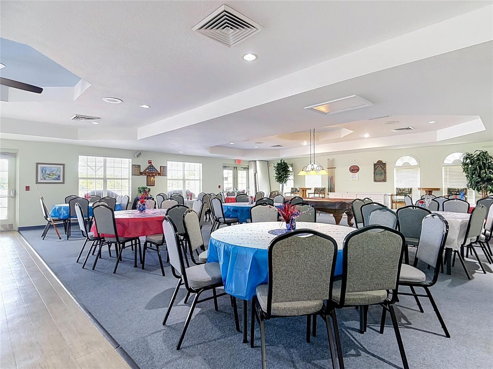 Very spacious - 4178 CANNES AVE, LAKE WALES