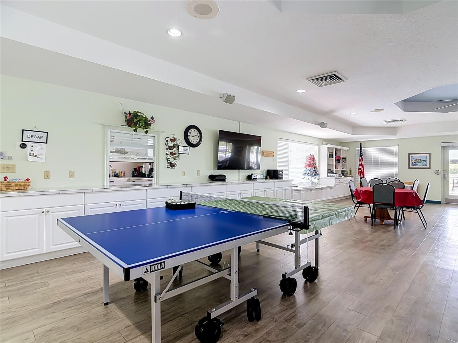 Ping pong table - 4178 CANNES AVE, LAKE WALES