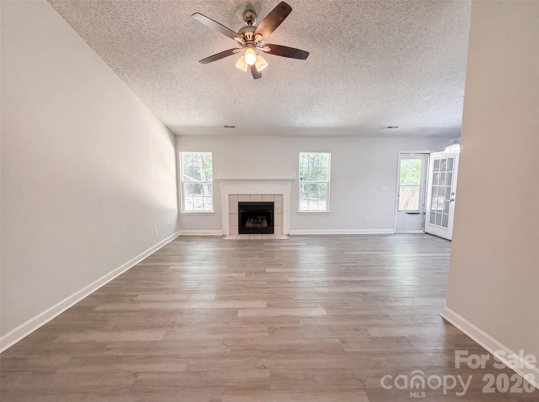 Single Family Residence at 2223 Mancke Drive, Rock Hill, photo 3 of 15