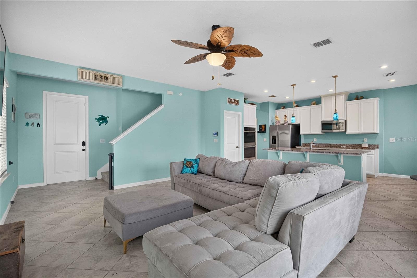 Open Living Space - 8715 SUNSHOWER PL, PARRISH