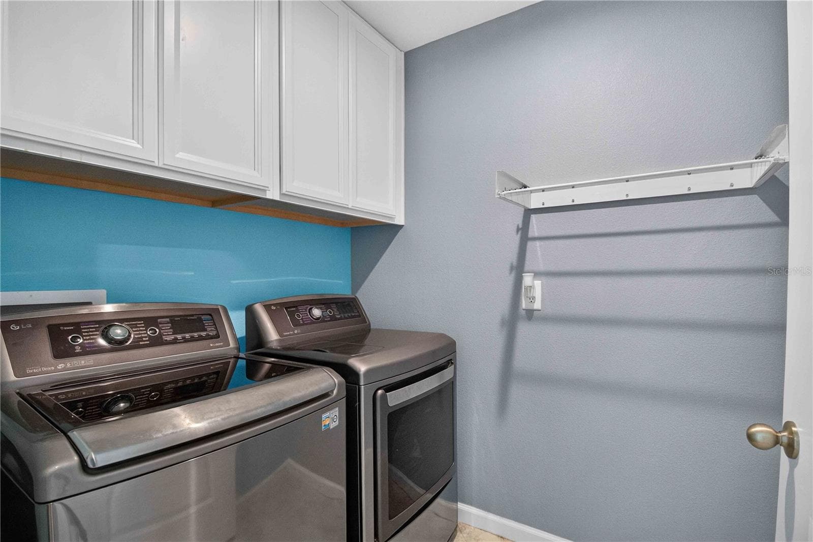 Laundry Room - 8715 SUNSHOWER PL, PARRISH