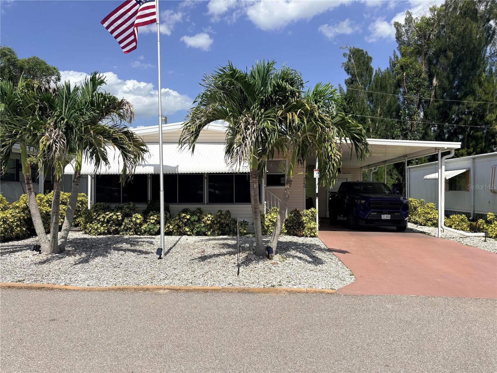 2790 INDIANWOOD DR