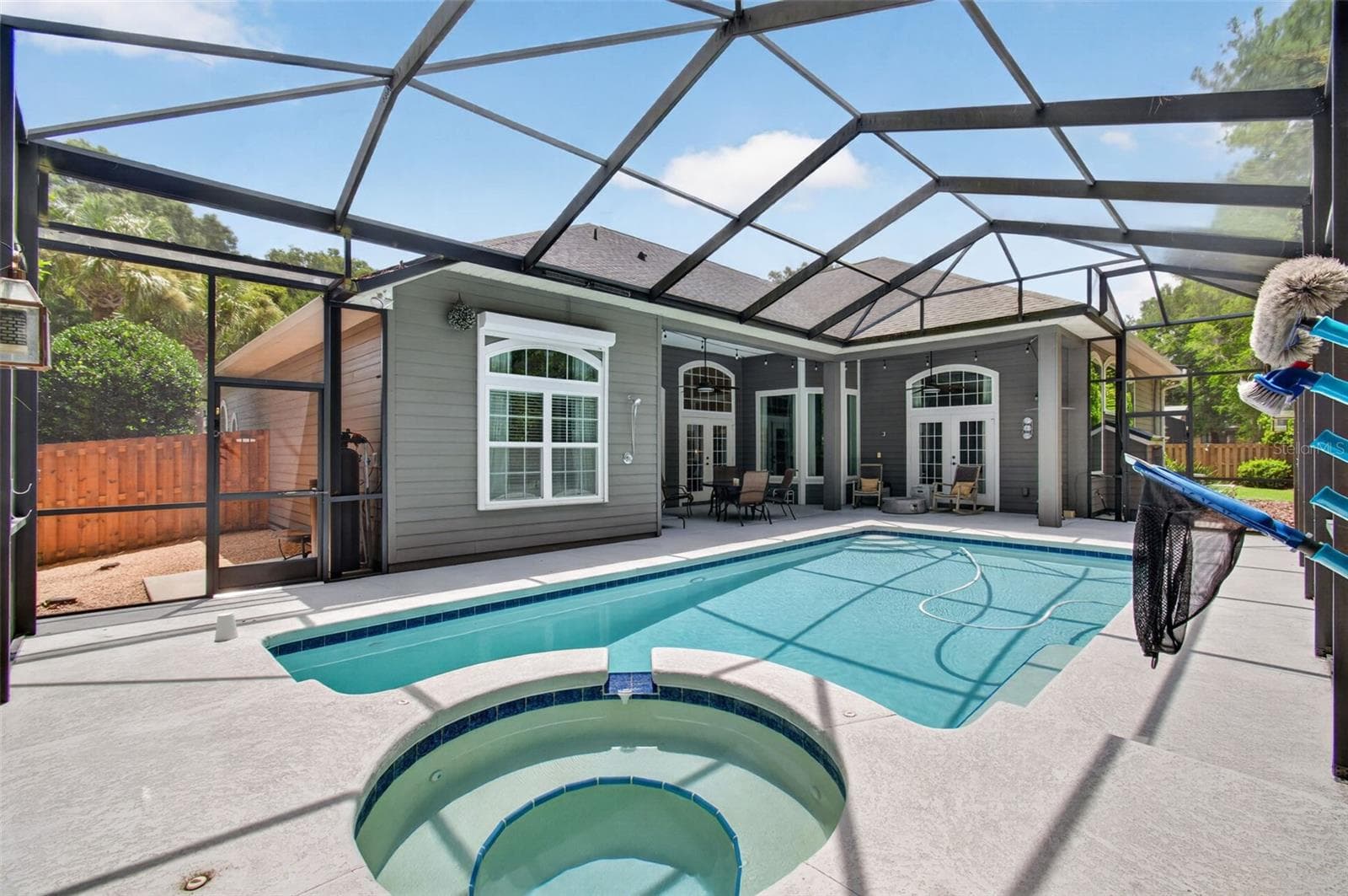 Heated Spa - 1326 SW 90TH ST, GAINESVILLE