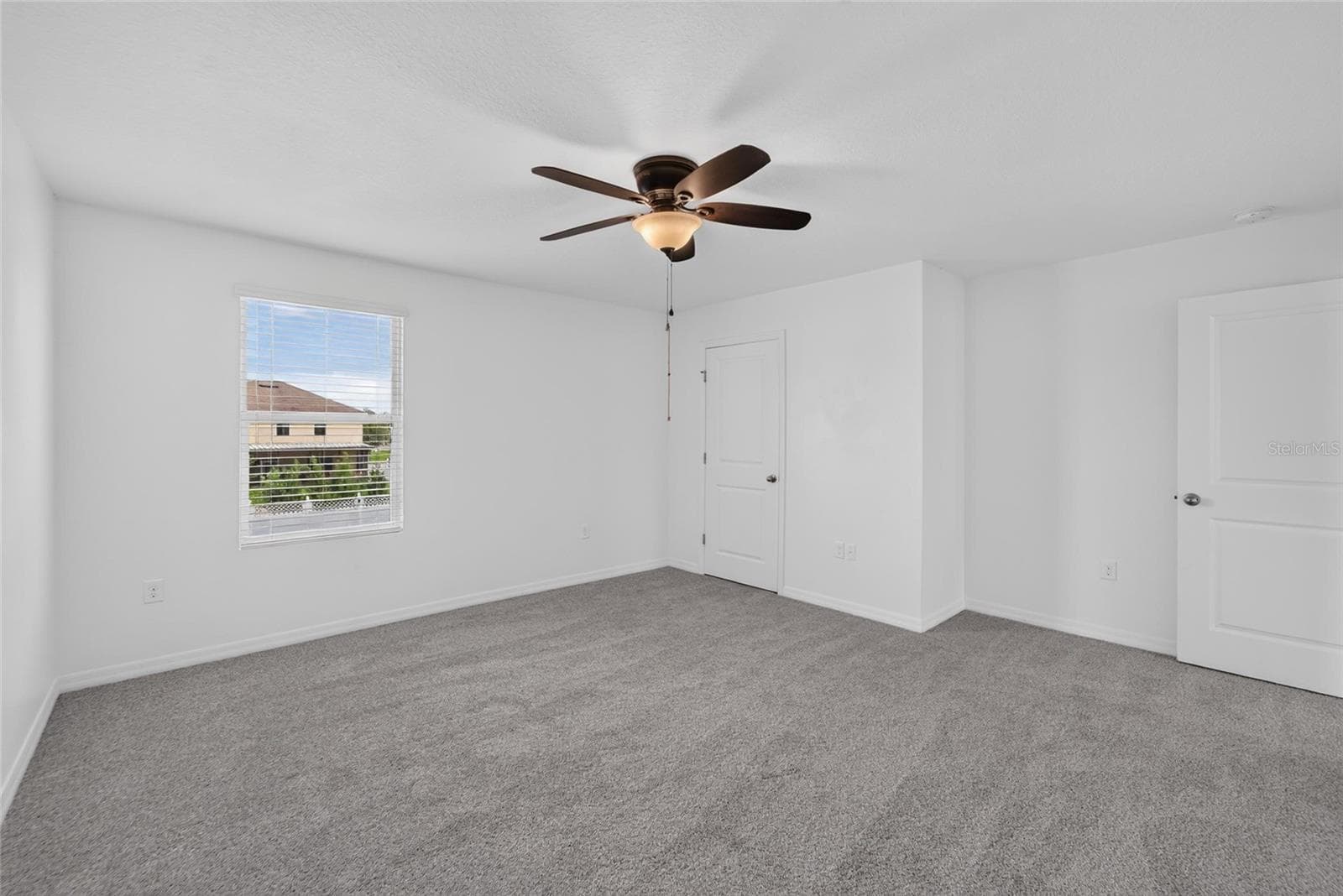 Single Family Residence at 9637 TRONCAIS CIR, THONOTOSASSA, photo 37 of 64