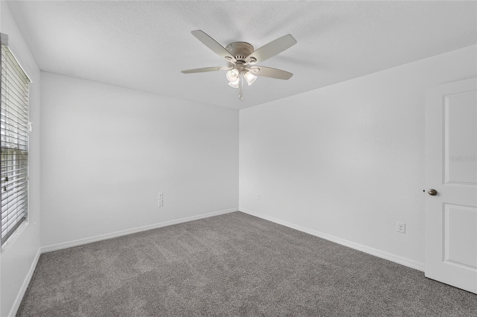 Single Family Residence at 9637 TRONCAIS CIR, THONOTOSASSA, photo 40 of 64