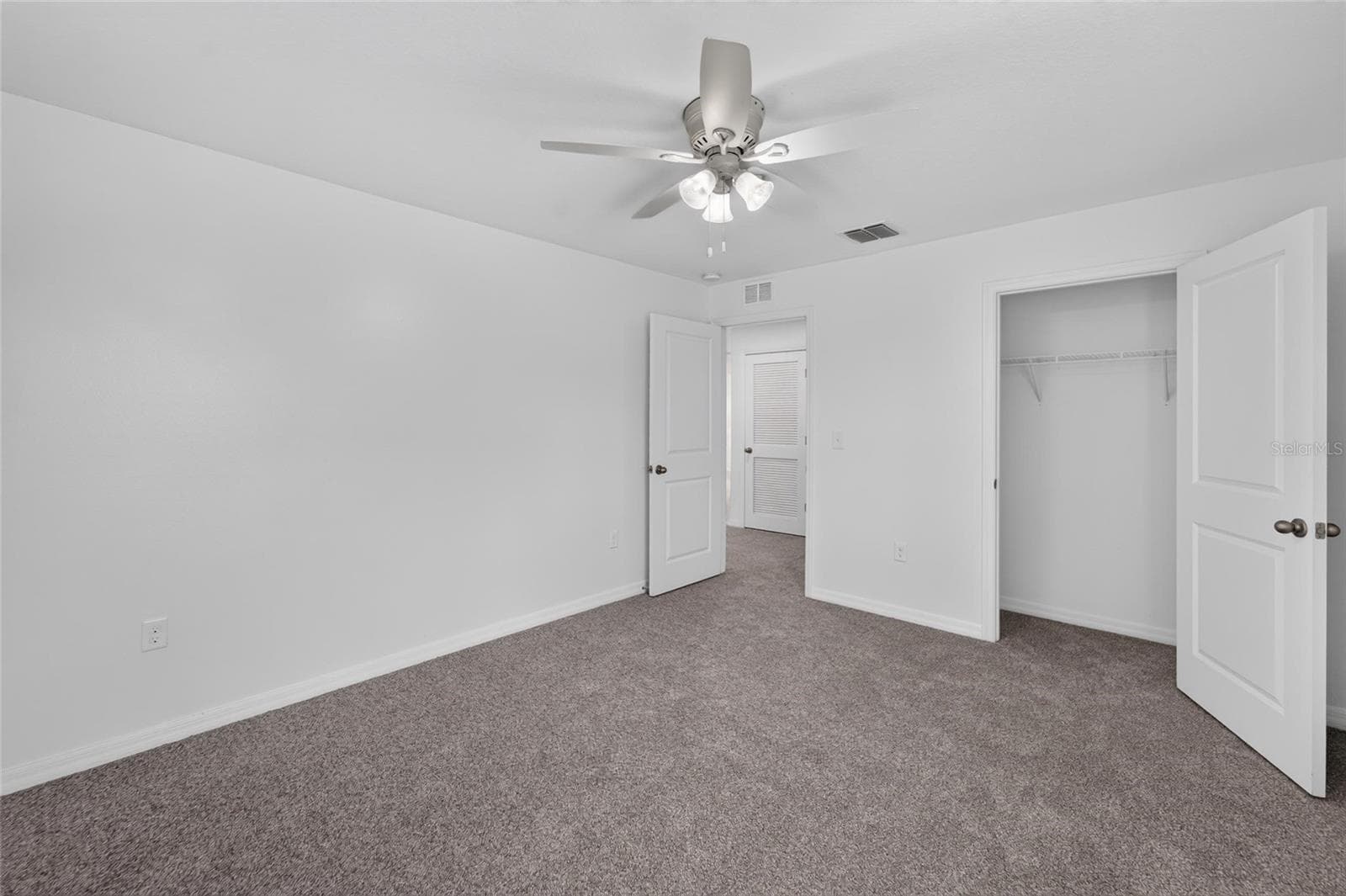 Single Family Residence at 9637 TRONCAIS CIR, THONOTOSASSA, photo 41 of 64