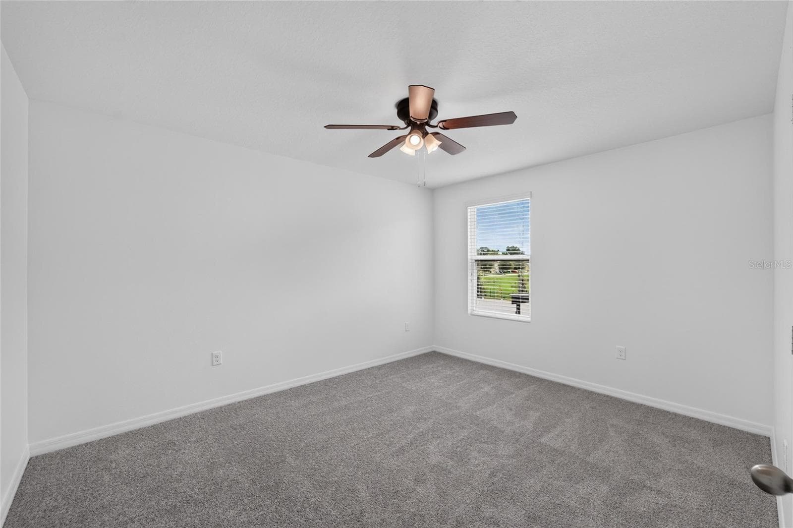 Bedroom 4 2nd floor - 9637 TRONCAIS CIR, THONOTOSASSA