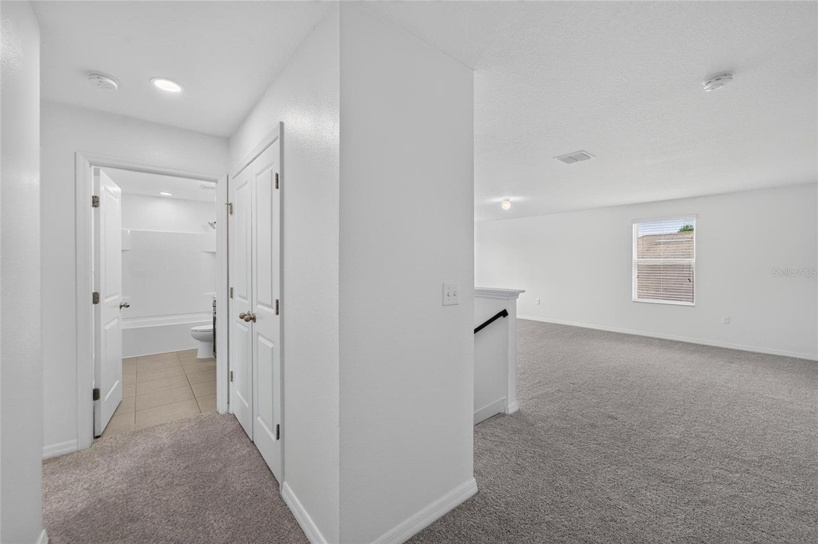 Single Family Residence at 9637 TRONCAIS CIR, THONOTOSASSA, photo 48 of 64