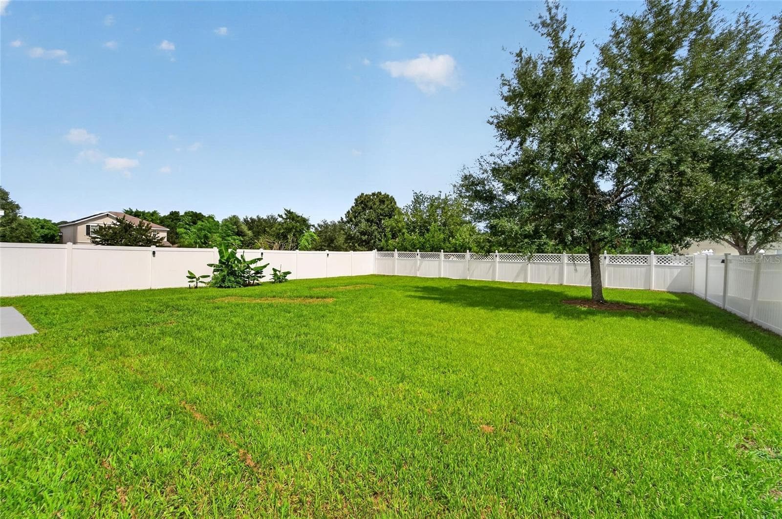 Single Family Residence at 9637 TRONCAIS CIR, THONOTOSASSA, photo 56 of 64