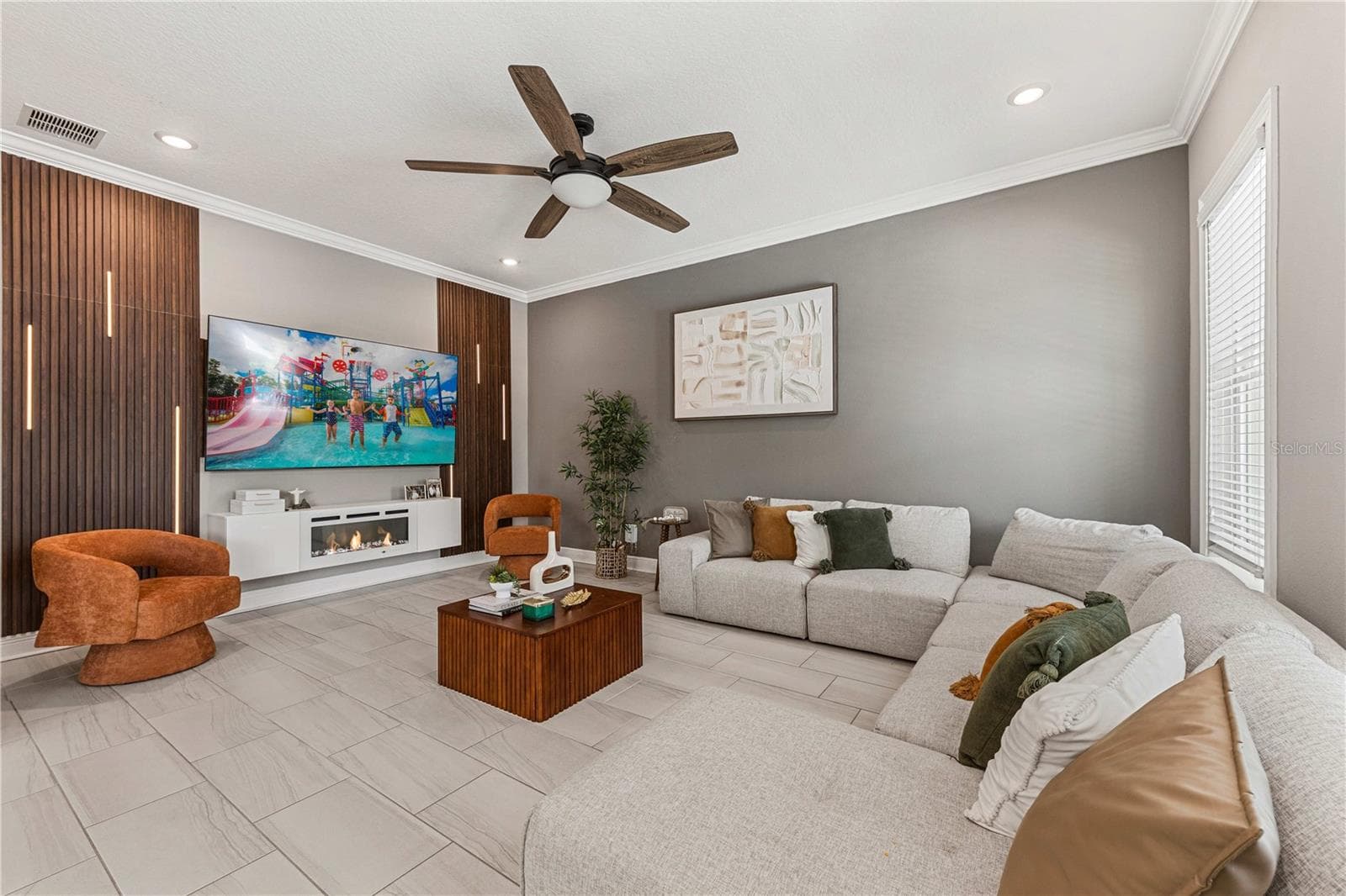 Single Family Residence at 9225 HOLLISTON CREEK PL, WINTER GARDEN, photo 13 of 44