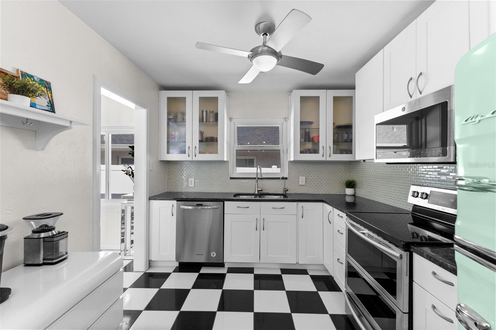Kitchen - 170 22ND AVE N, ST PETERSBURG