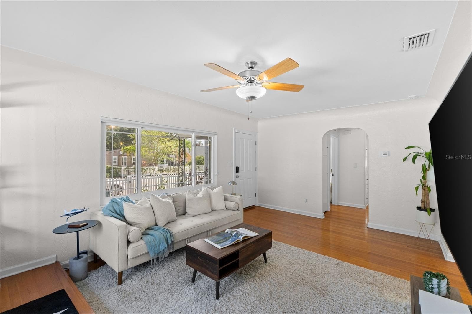 Living Room - 170 22ND AVE N, ST PETERSBURG