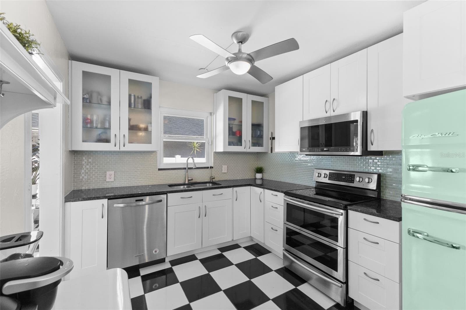 Kitchen - 170 22ND AVE N, ST PETERSBURG