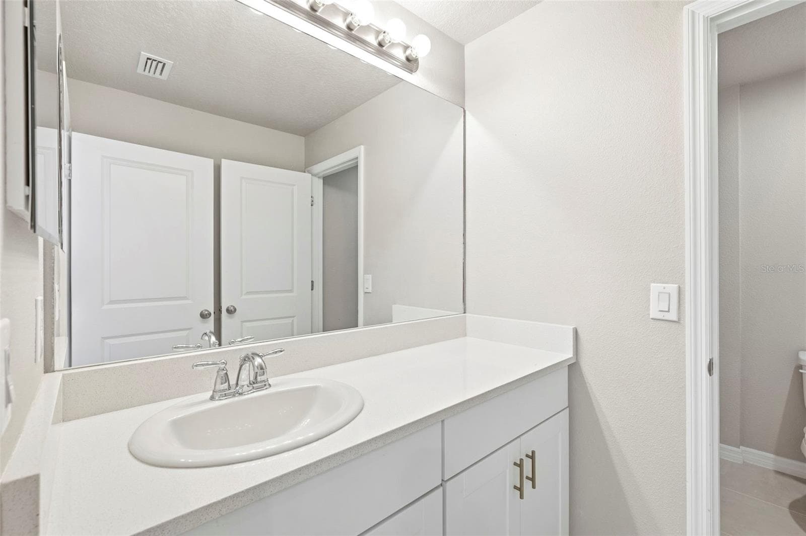 Single Family Residence at 6271 SPRINGMONT LOOP, PALMETTO, photo 33 of 45