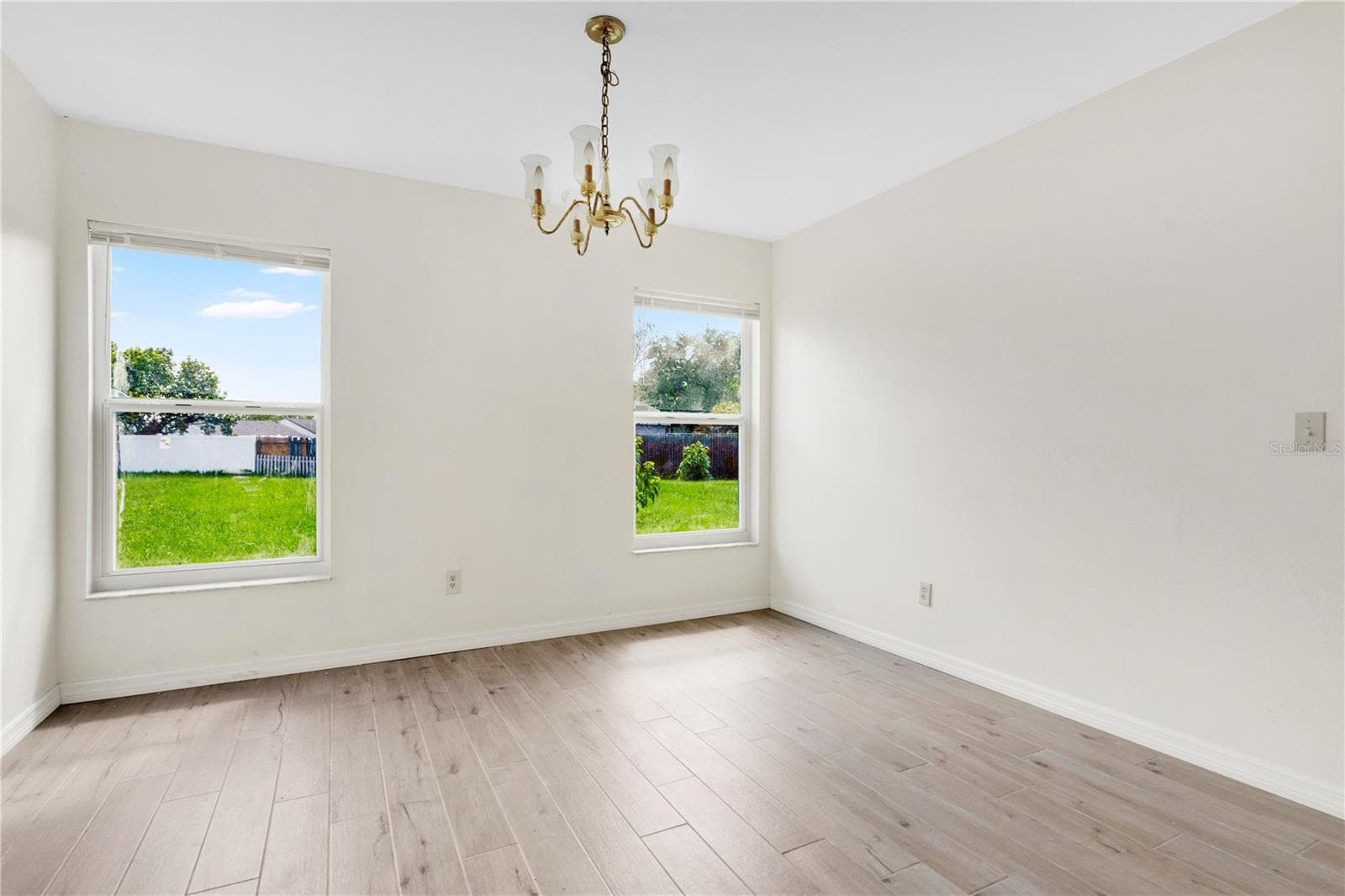 Single Family Residence at 11842 ATLIN DR, ORLANDO, photo 9 of 31