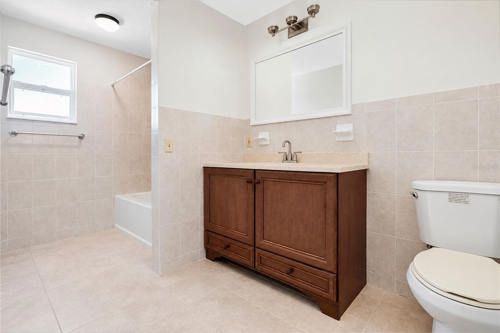 Single Family Residence at 11842 ATLIN DR, ORLANDO, photo 15 of 31