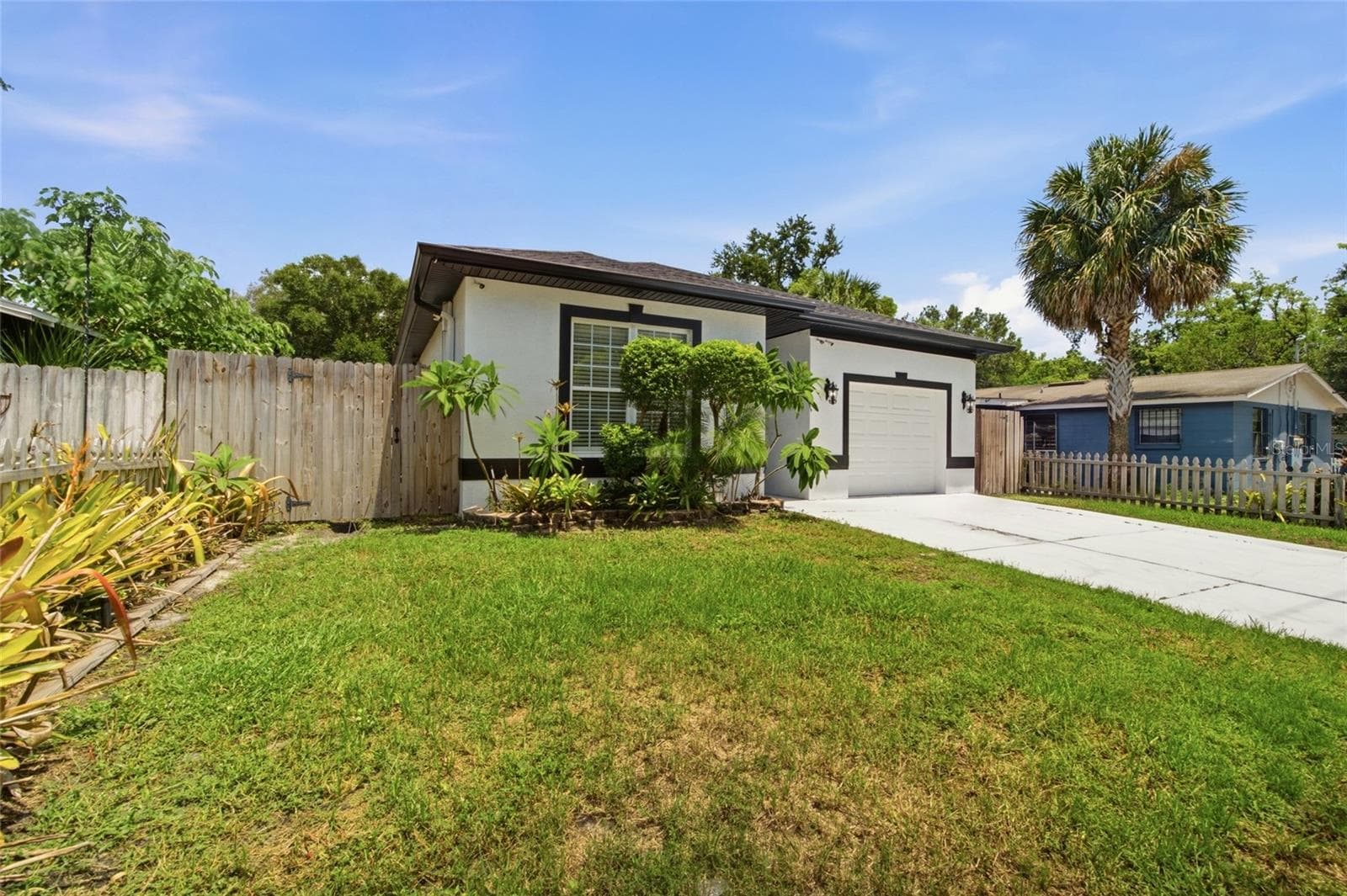 Single Family Residence at 8205 N 12TH ST, TAMPA, photo 2 of 23