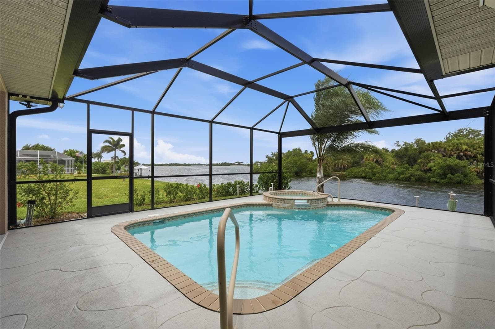 Single Family Residence at 470 SPRING LAKE BLVD NW, PORT CHARLOTTE, photo 3 of 49