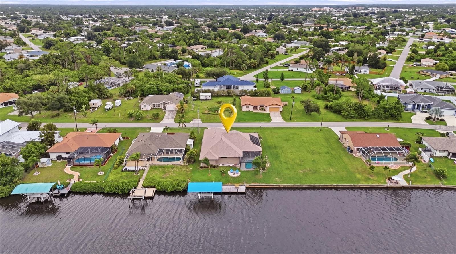Single Family Residence at 470 SPRING LAKE BLVD NW, PORT CHARLOTTE, photo 5 of 49