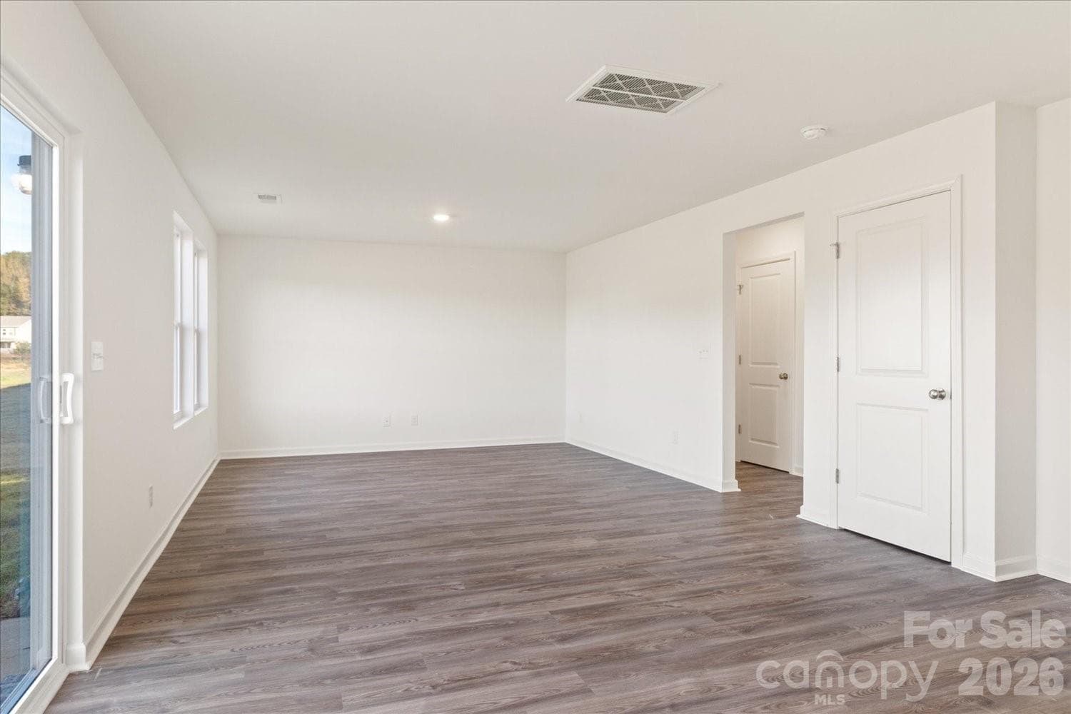 Single Family Residence at 123 Russet Road, Union, photo 11 of 30