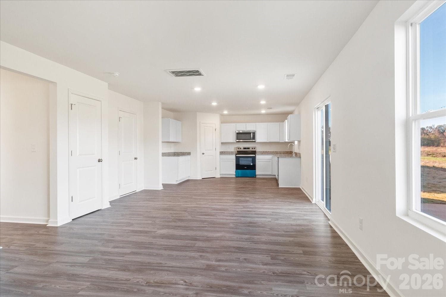 Single Family Residence at 123 Russet Road, Union, photo 12 of 30