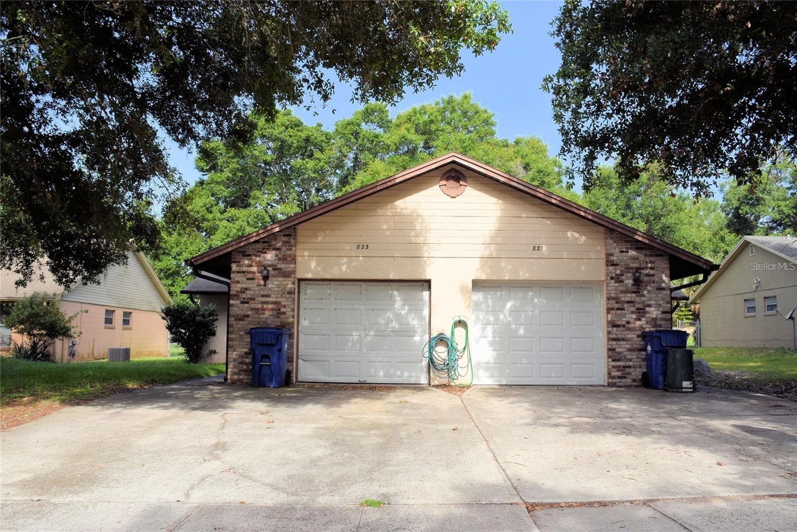 821 SLEEPY HARBOUR DR