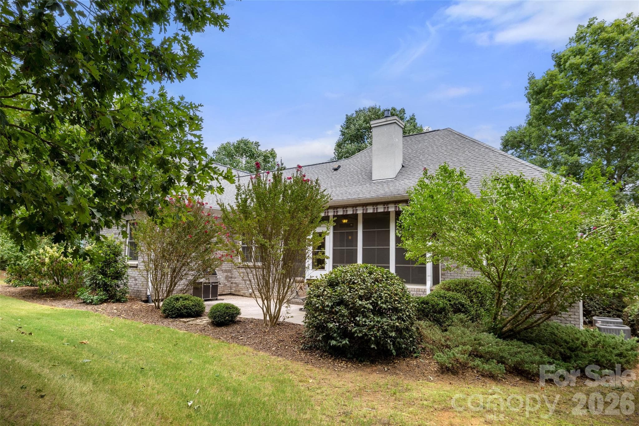 Single Family Residence at 1012 Catawba Shores Drive, Rock Hill, photo 32 of 43