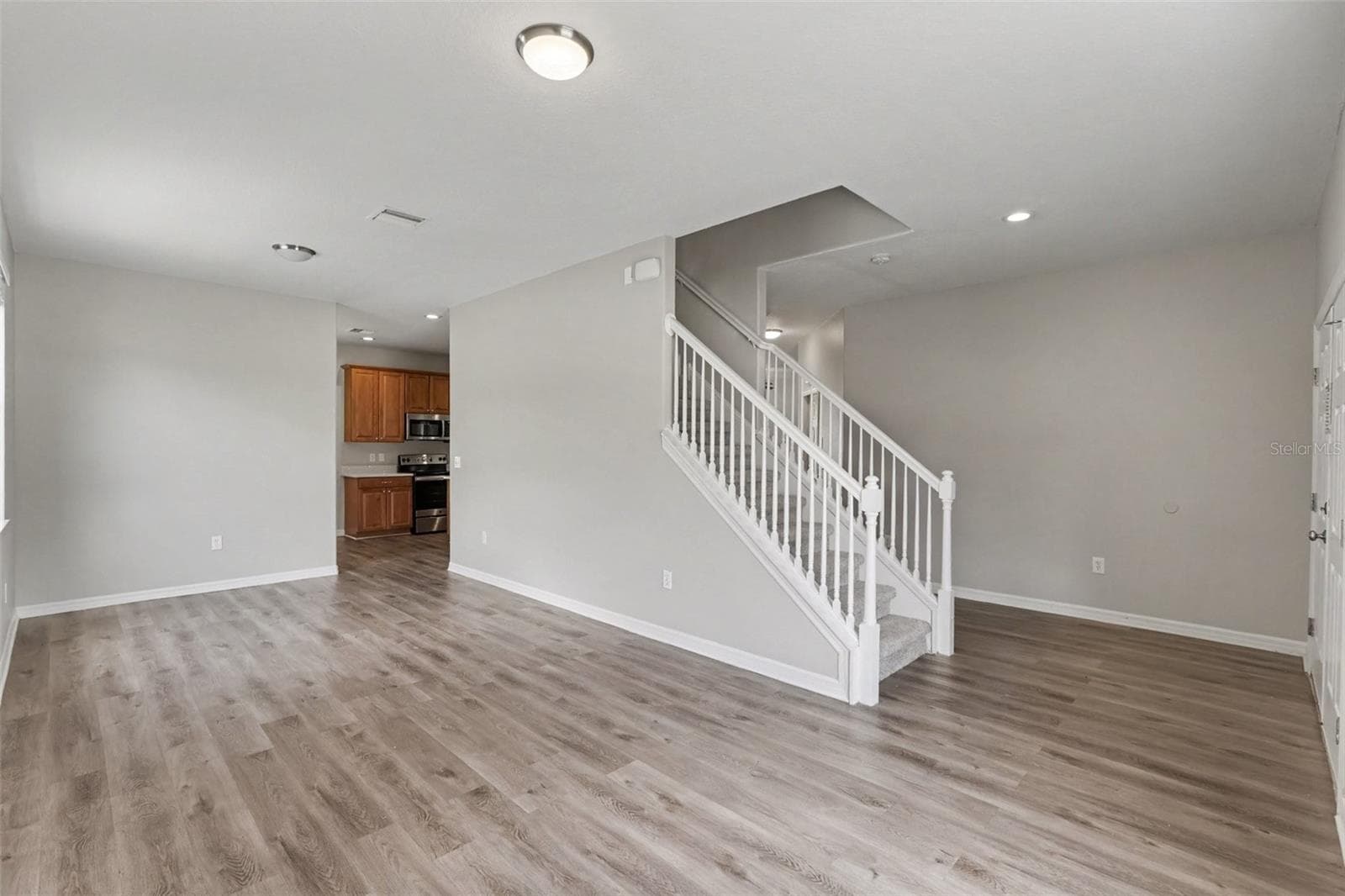 Single Family Residence at 5729 SWEET WILLIAM TER, LAND O LAKES, photo 6 of 31