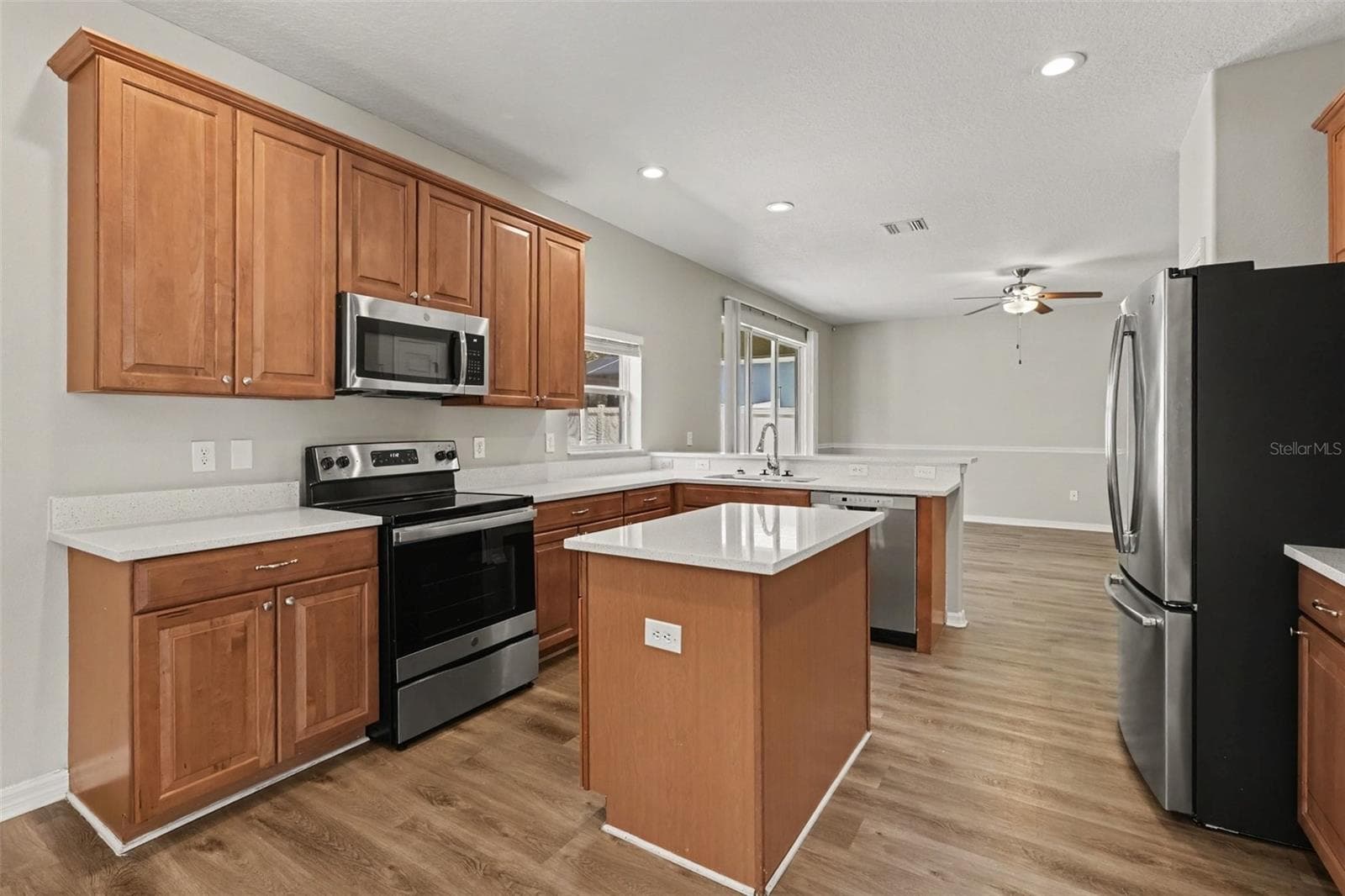 Single Family Residence at 5729 SWEET WILLIAM TER, LAND O LAKES, photo 11 of 31