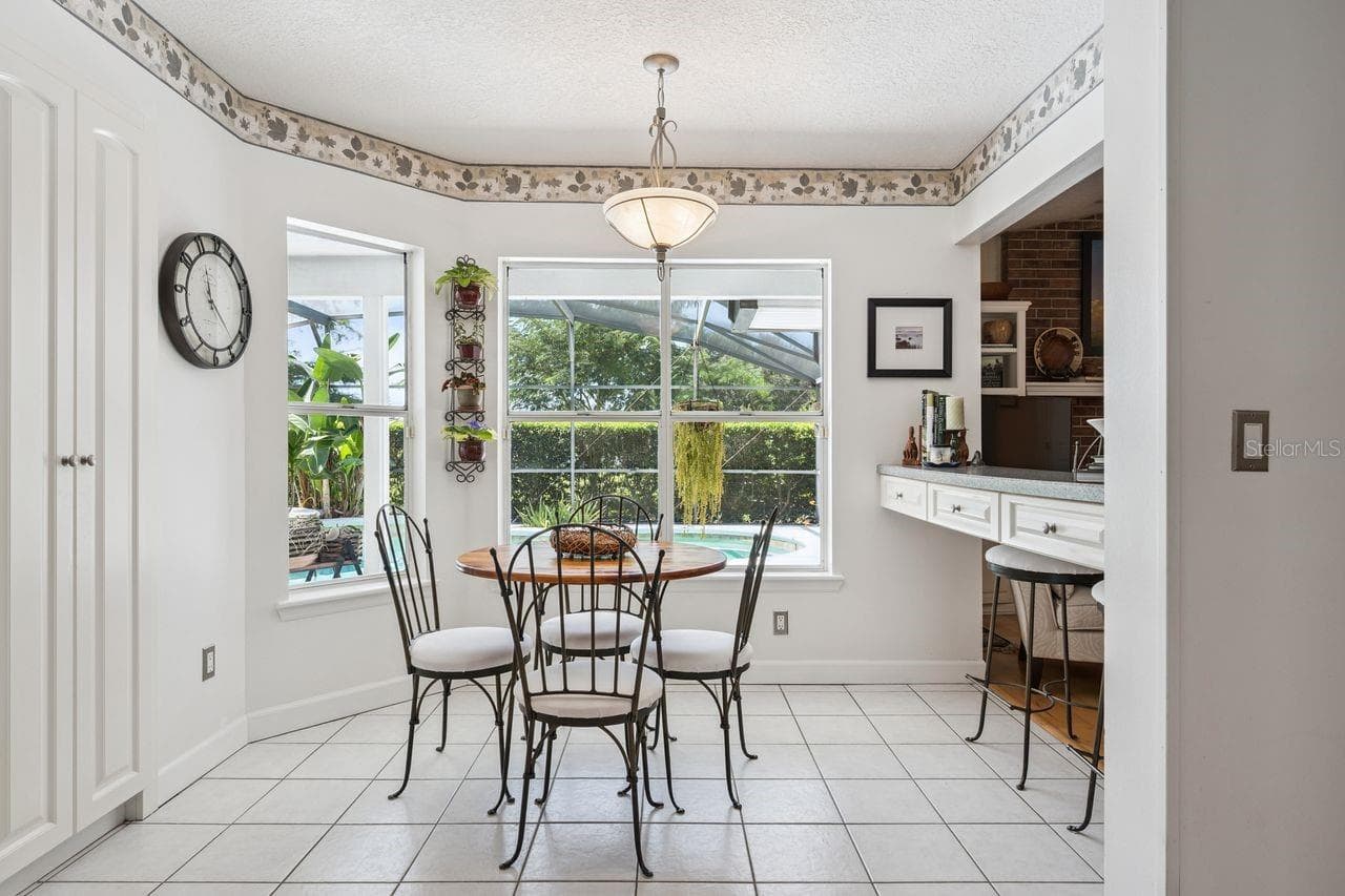Single Family Residence at 1129 CLIMBING ROSE DR, OCOEE, photo 16 of 55