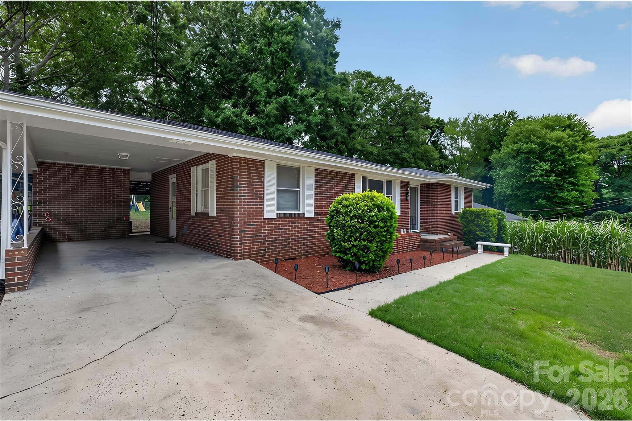 Single Family Residence at 1103 Holmes Avenue, Salisbury, photo 4 of 32