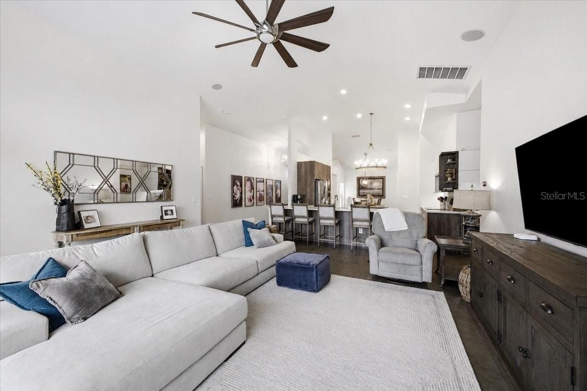 Single Family Residence at 4708 TILDEN PARK CT, BRADENTON, photo 11 of 57