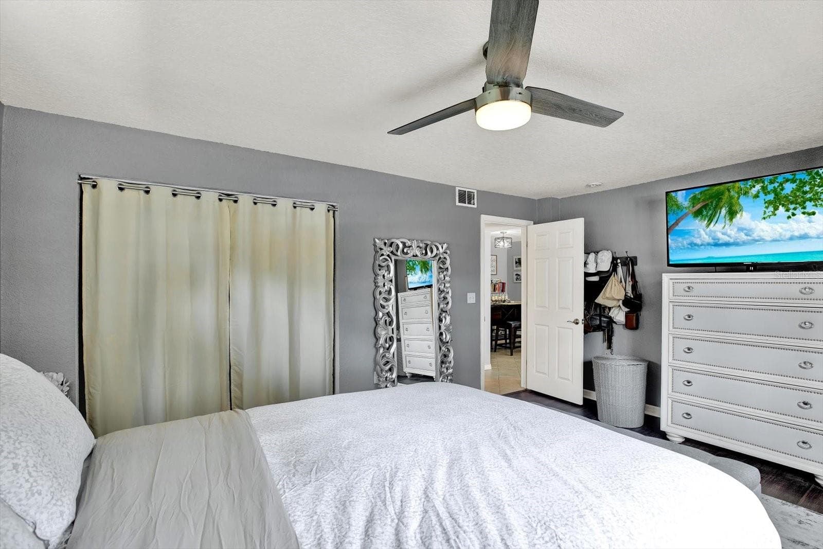 Condominium at 6100 GULFPORT BLVD S #111, GULFPORT, photo 14 of 21