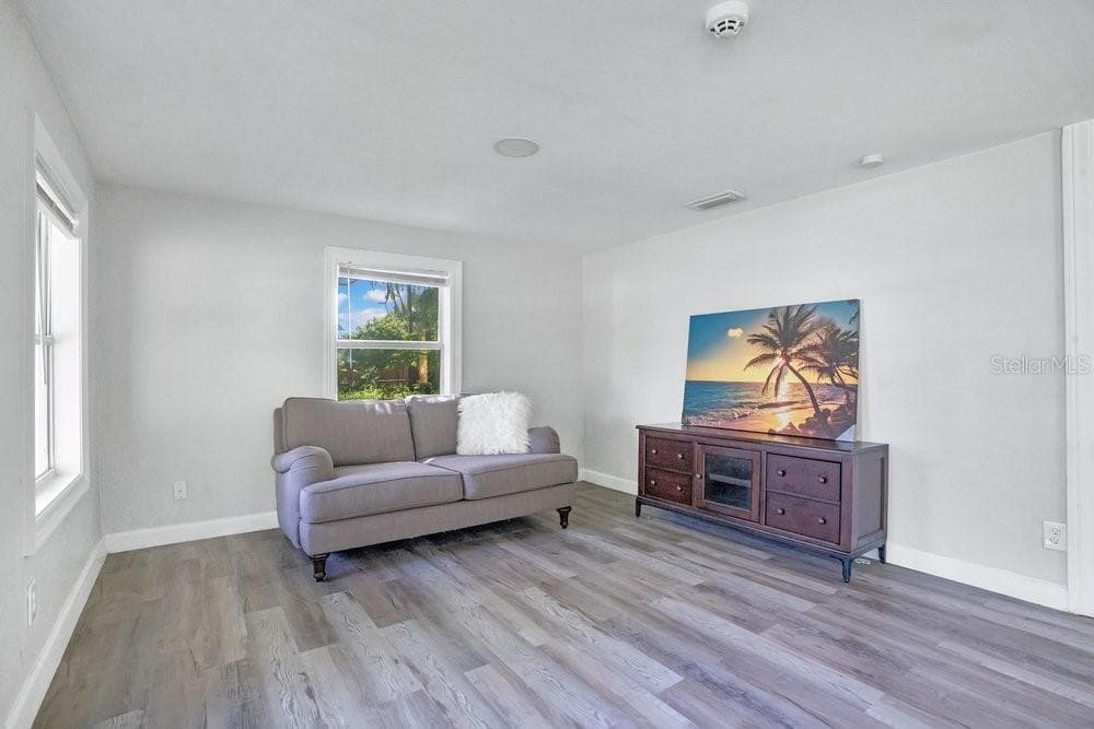 Living Area. - 2012 E HARDING ST, ORLANDO