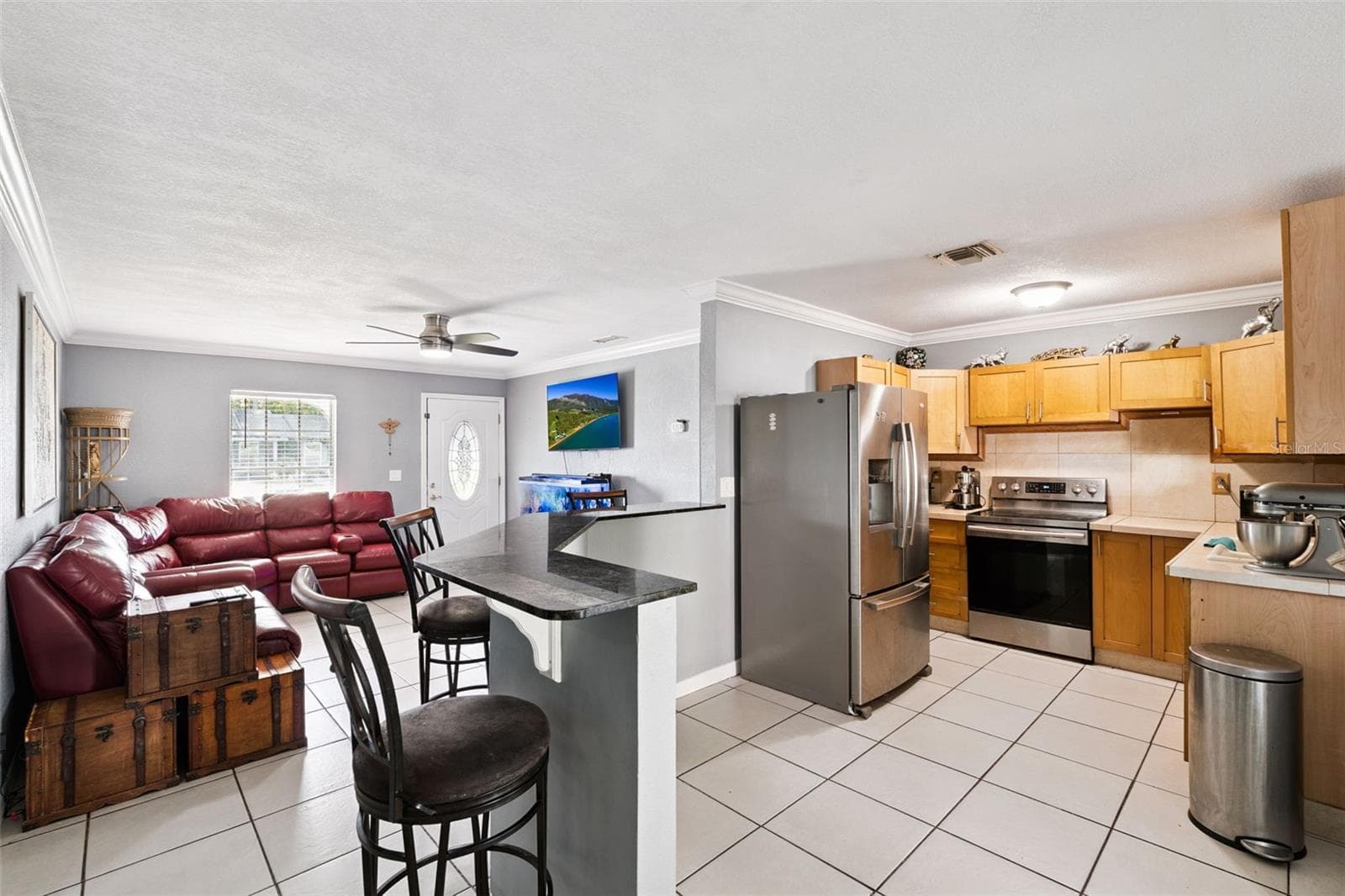Single Family Residence at 6694 RIVO ALTO AVE, ORLANDO, photo 4 of 19